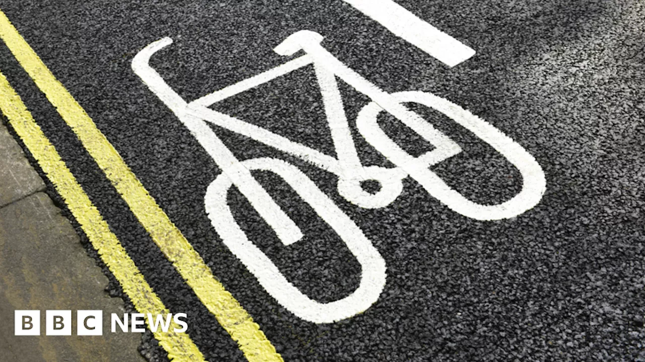 Calls for safer cycling lanes after fatal collision