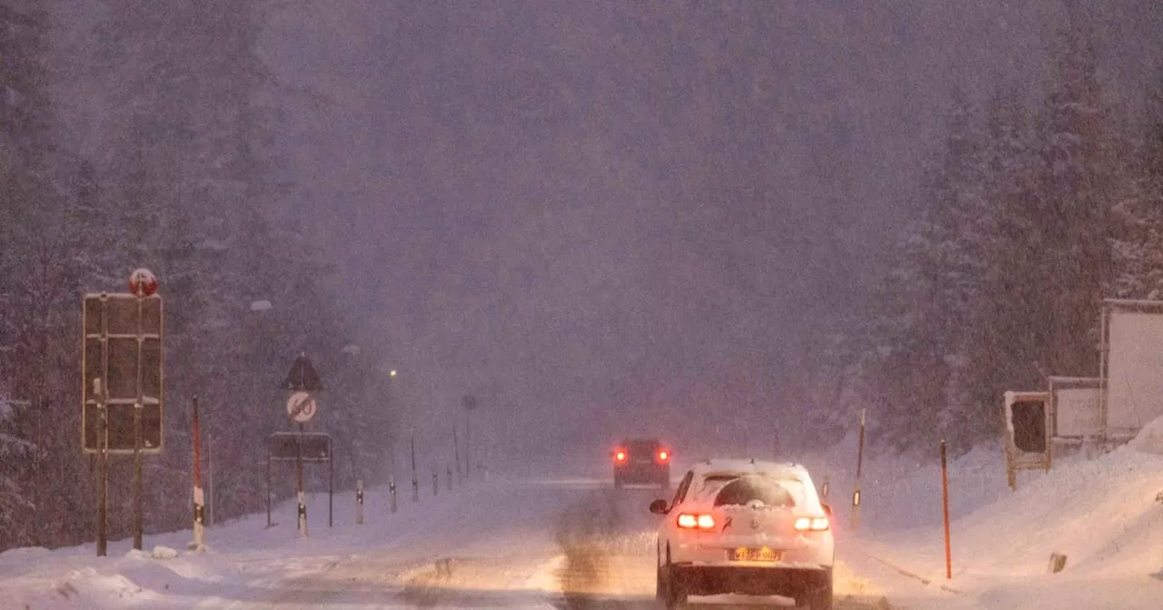 Starker Schneefall bremst Verkehr im Süden Deutschlands aus