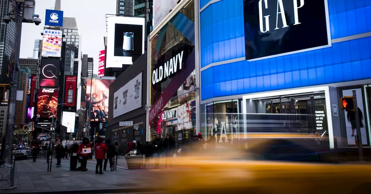 Gap Jumps After Lifting Outlook Ahead of Key Shopping Season