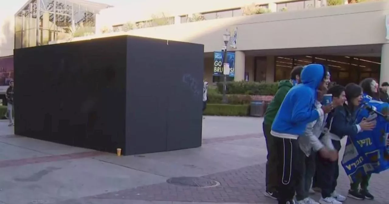 UCLA and USC students guard campus statues ahead of rival football game