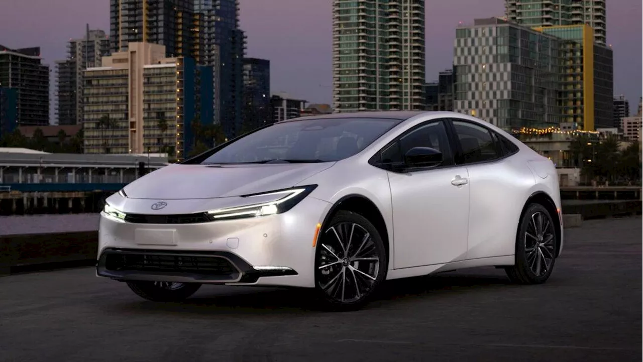 These Are The 2025 Hybrid Cars The EPA Says Are The Most Fuel-Efficient