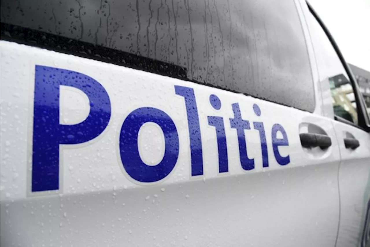 Dieven stelen laptop en juwelen uit woning