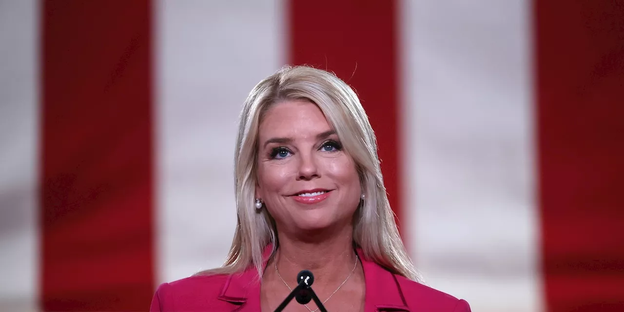 Trump ha scelto Pam Bondi come procuratrice generale degli Stati Uniti