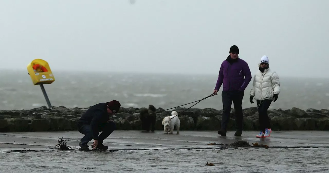 Storm Bert LIVE tracker as Met Éireann Red and Orange warnings about to kick in