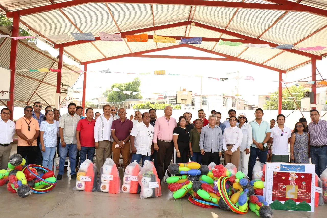 Con Educación Física, 600 Maestros fortalecen para la vida, a estudiantes en Guerrero