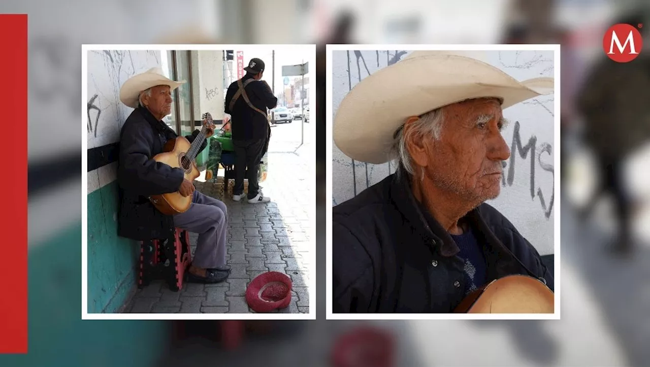 Don Hermilio, musicaliza las calles de Gómez Palacio desde hace 35 años