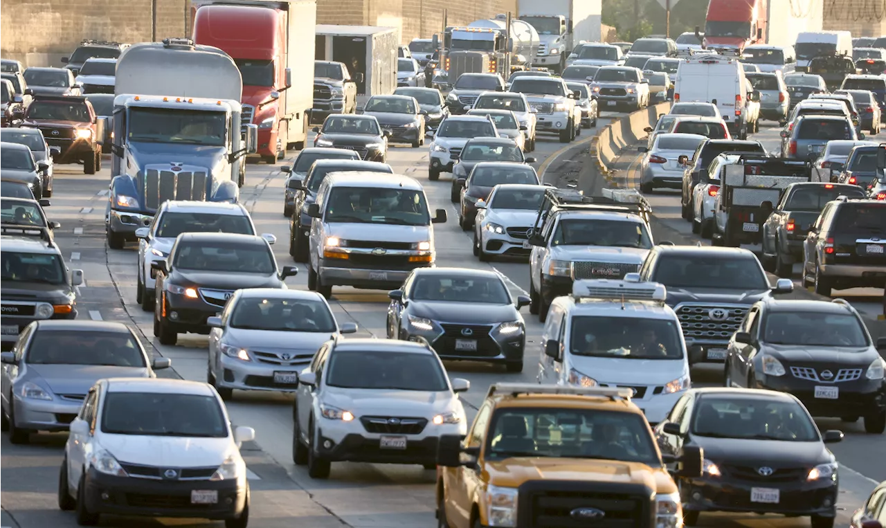 What can Southern Californians expect from Thanksgiving travel