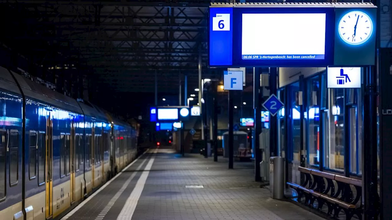 Geen treinen in noorden en oosten Nederland door staking ProRail