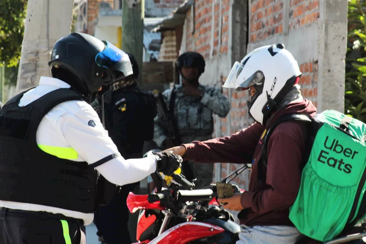 SSC intensifica operativos de revisión de motocicletas en estas zonas de Celaya