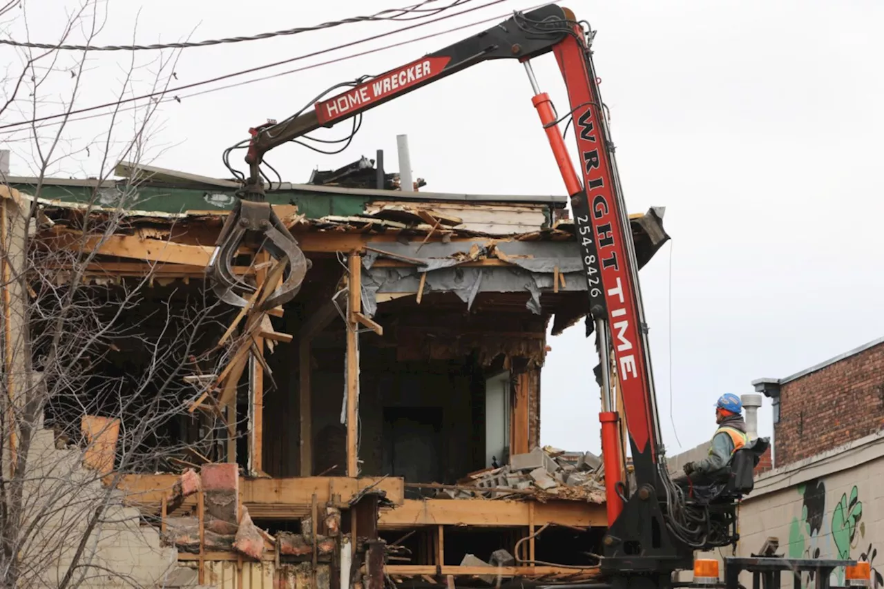 Demolition begins on dilapidated downtown building