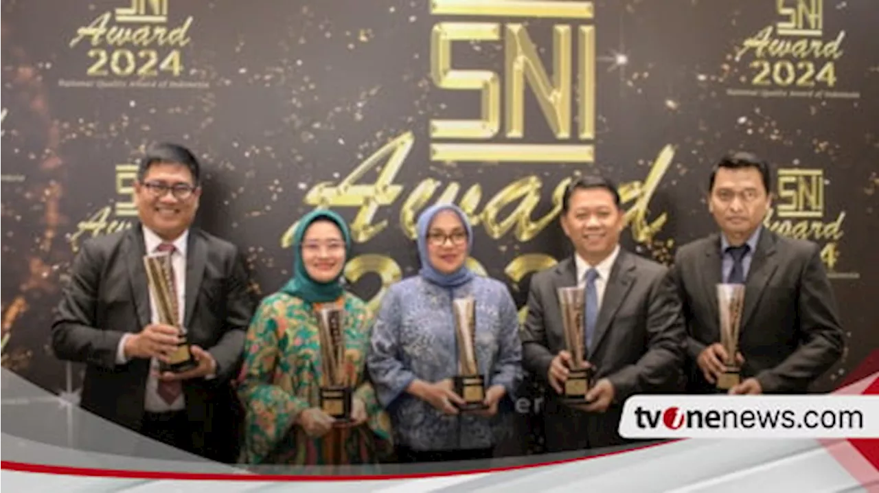 Konsisten Lindungi Konsumen dengan Penerapan SNI, Petrokimia Gresik Raih Penghargaan Tertinggi Platinum SNI Award 2024