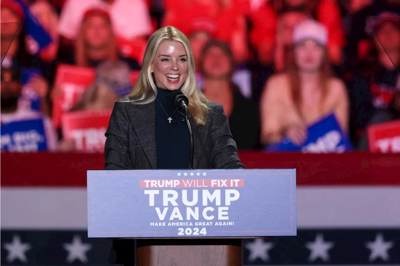 Trump klar med Gaetz’ erstatter: Vil ha Pam Bondi som justisminister