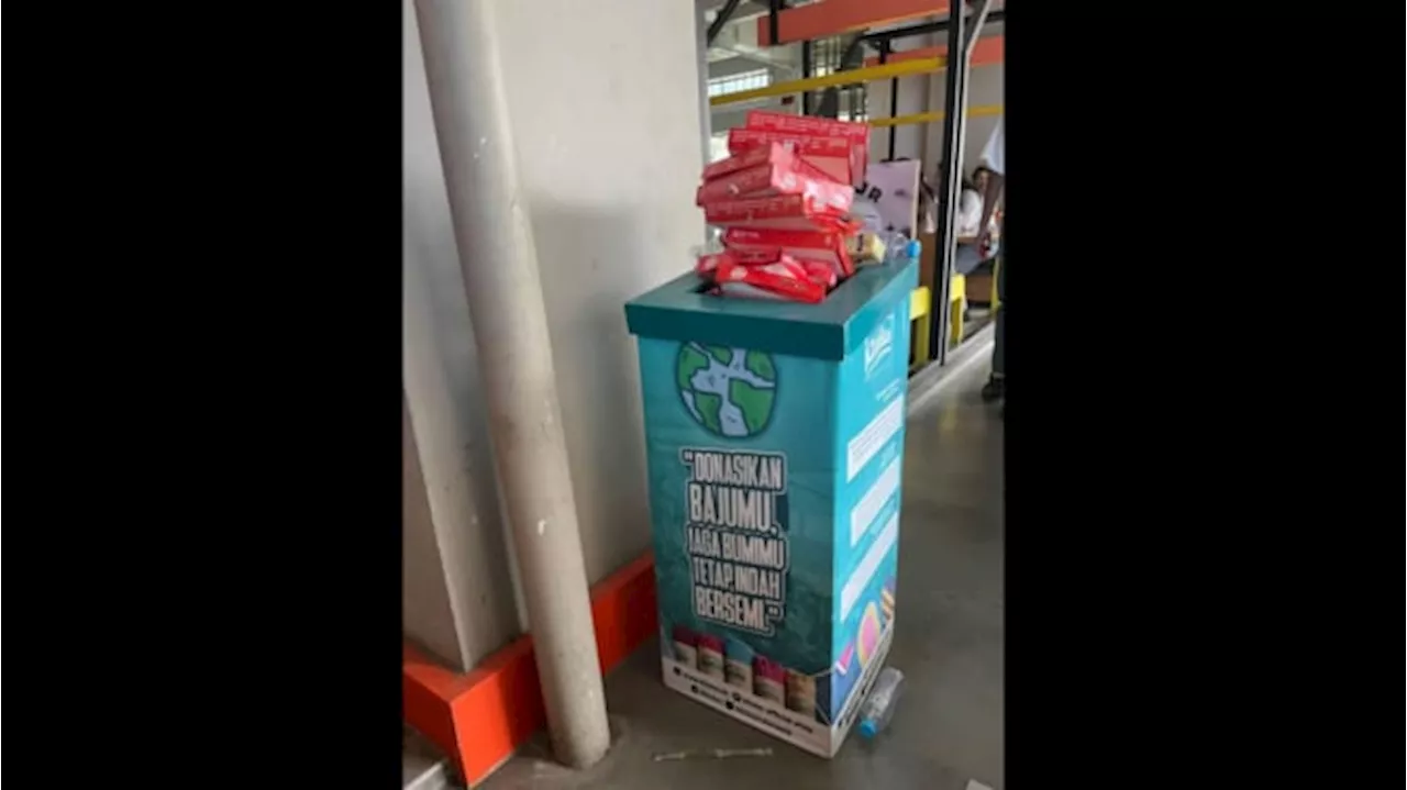 Miris! Lihat Tempat untuk Donasi Baju Malah Dijadikan Tempat Sampah, Warganet: Indonesia Darurat Membaca