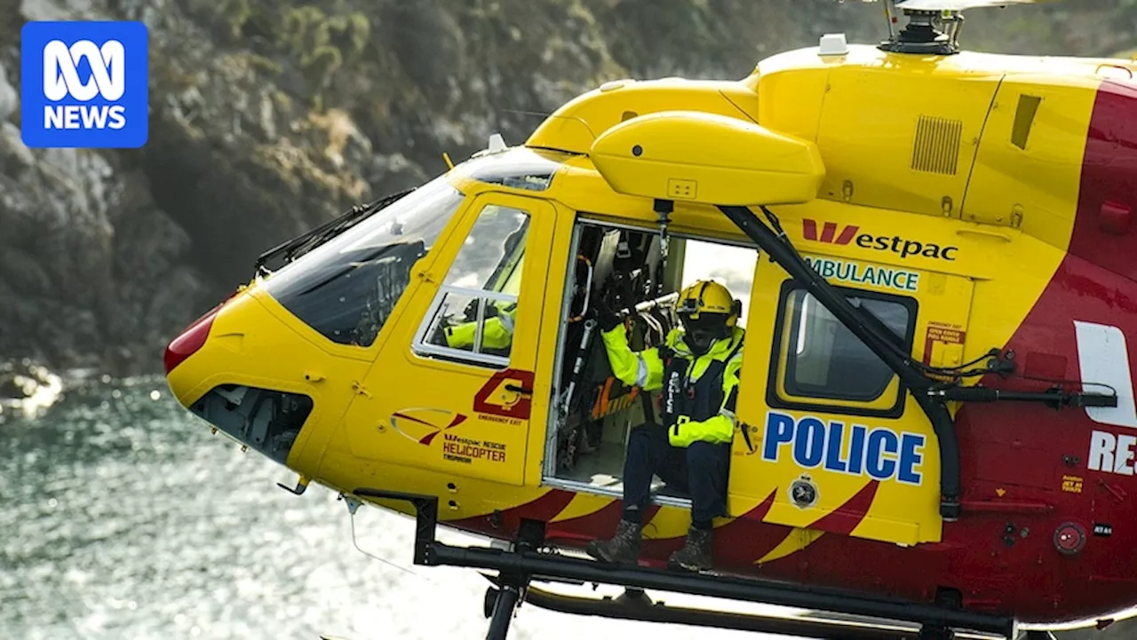 'Complex' rescue mission continues for man trapped in Tasmania's Franklin River for more than 19 hours