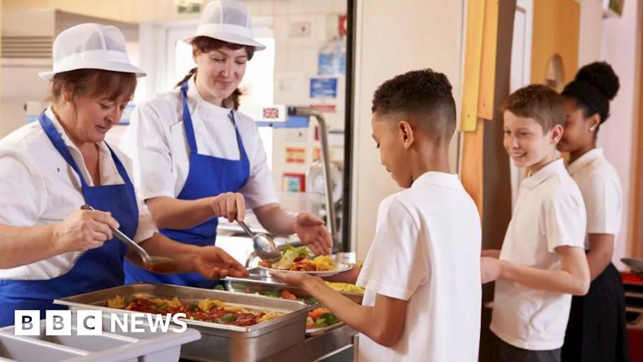 School kitchen staff pay unacceptable - Lisburn headteacher