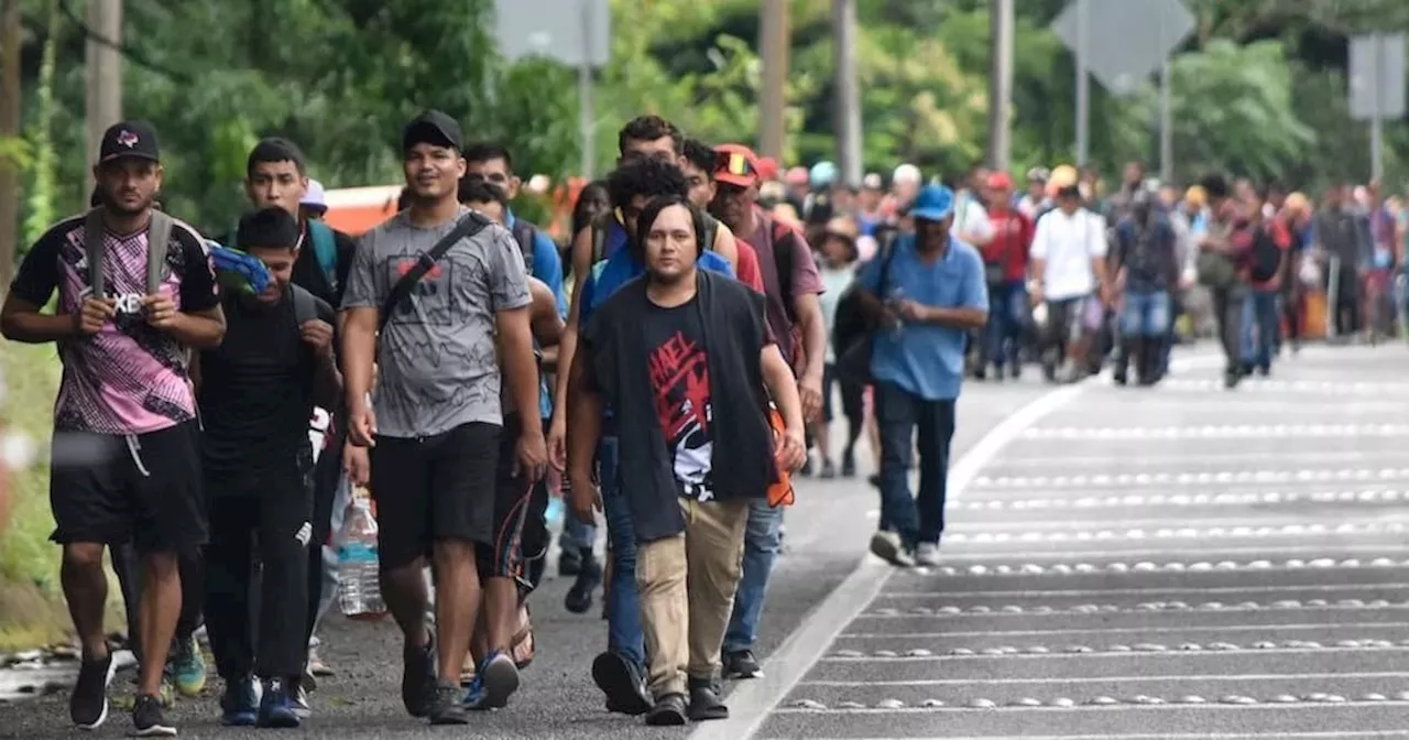 Migrantes antes de Trump, caravana se toma la frontera sur de México