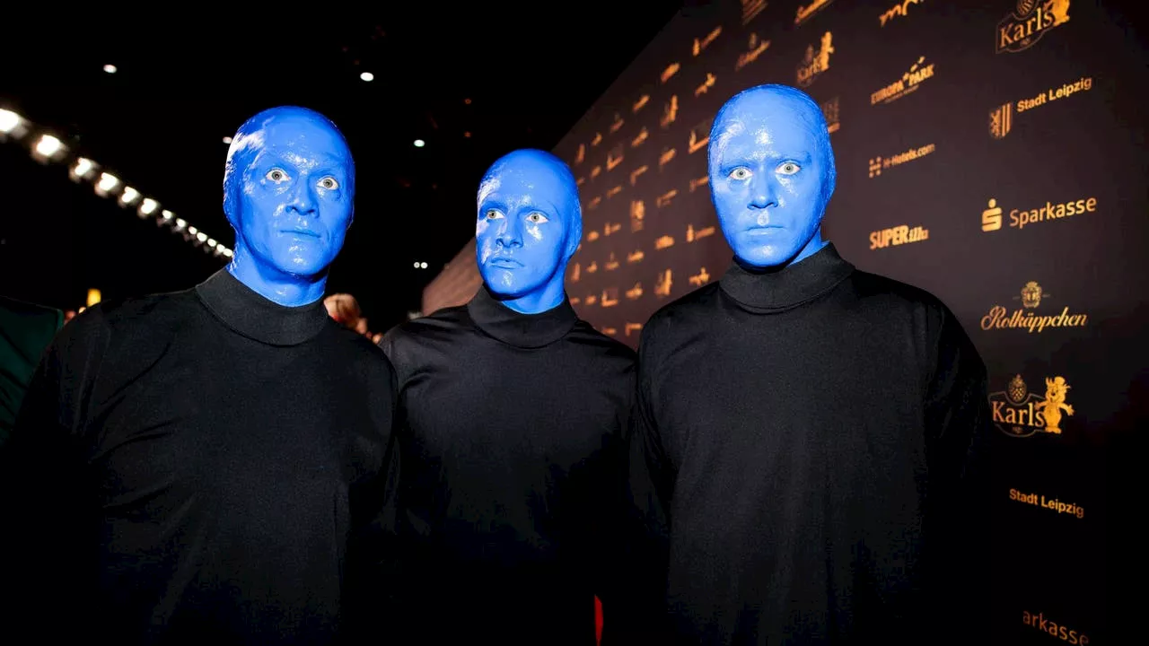 Blue Man Group to end Chicago run in January 2025