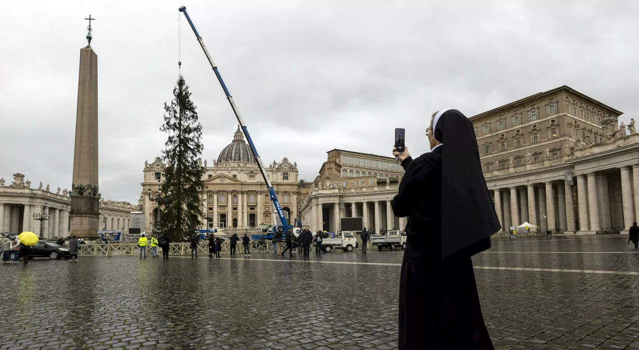 Natale a Betlemme non sarà avvolto dal buio, sì alle luminarie, contrordine di cardinali e patriarchi