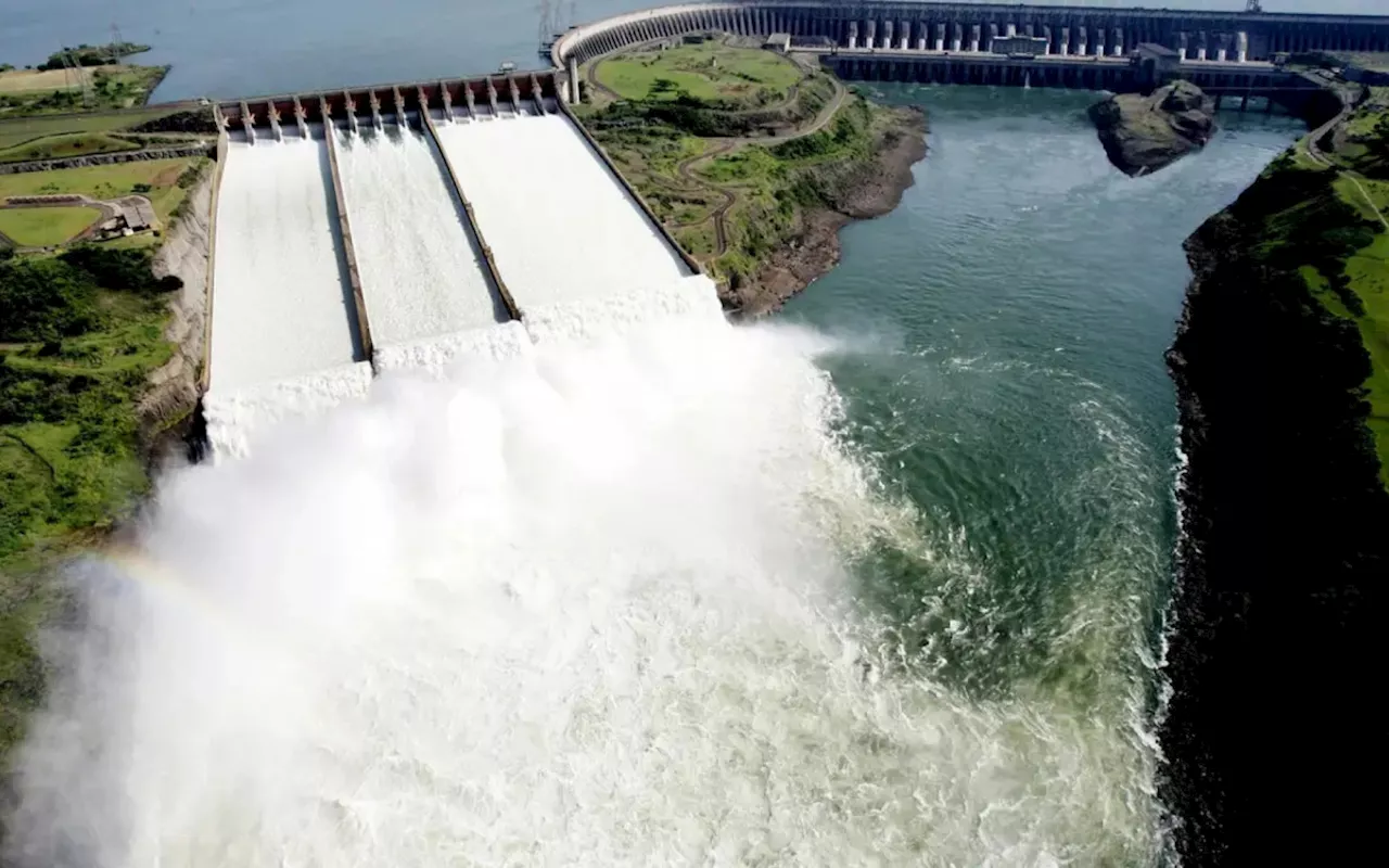 Ministro pede uso de bônus de Itaipu para reduzir conta de luz