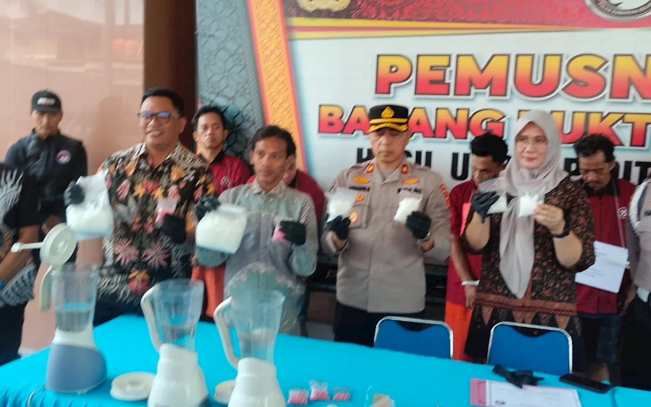 Ditresnarkoba Polda Sumsel Memusnahkan Sabu-Sabu 2.689,06 Gram dan 657 Butir Ekstasi