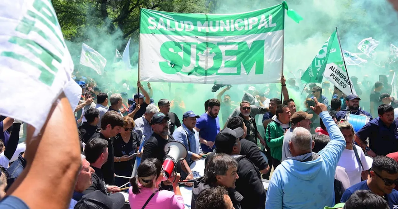 Llaryora y Passerini llegan a diciembre con menos presión gremial