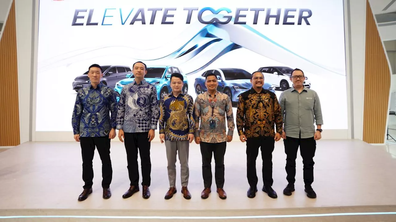 Gandeng BYD, PLN Kenalkan Fitur Home Charging Services di GJAW 2024