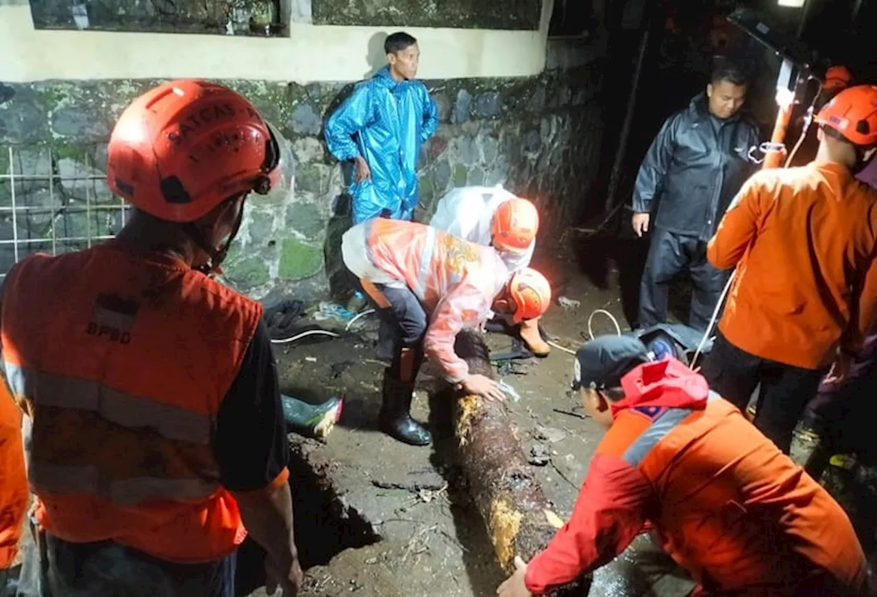 Banjir Limpasan Rendam Puluhan Rumah dan Sekolah di Kota Sukabumi