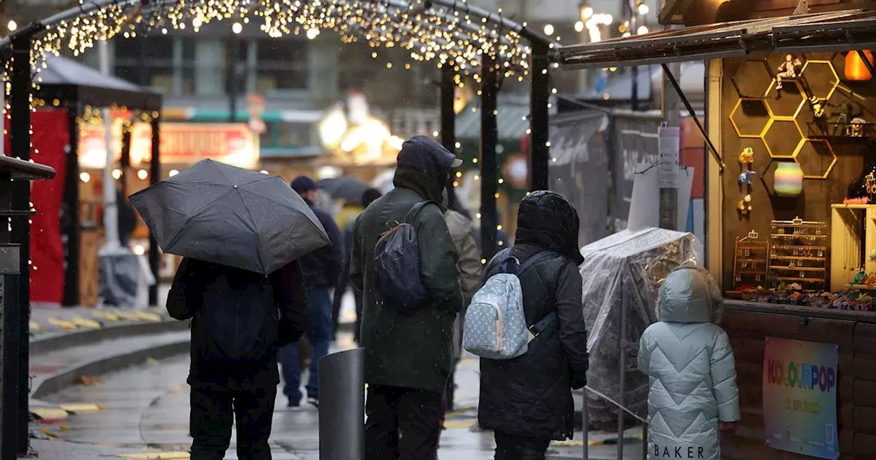 Manchester Christmas markets OPEN on Saturday as Storm Bert brings snow