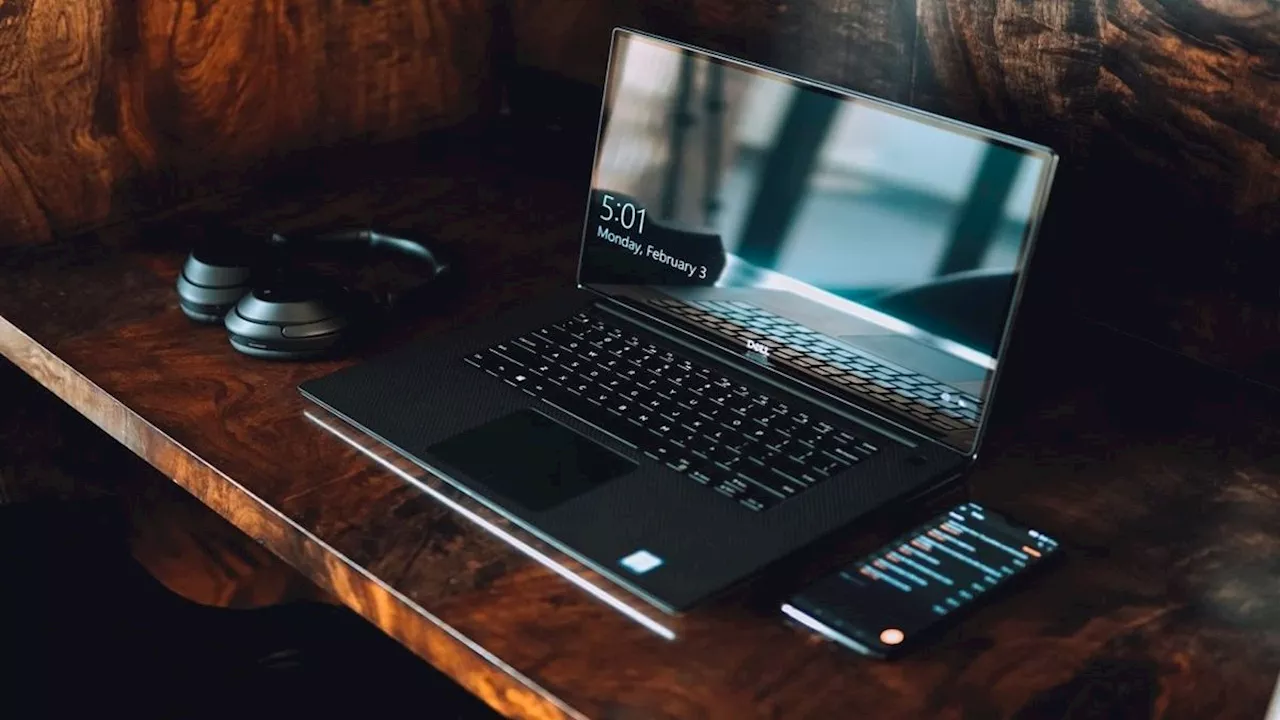 Best Laptops Under 40000: हाई प्रोसेसर और दमदार ग्राफ़िक्स लैपटॉप की परफॉर्मेंस को बना देंगे सुपर फ़ास्ट! फीचर्स में भी है दम