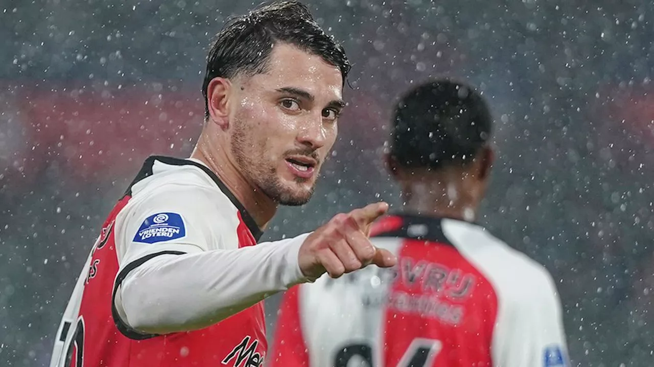 Koude douche voor Van Persie bij terugkeer in De Kuip, Feyenoord wint met 3-0