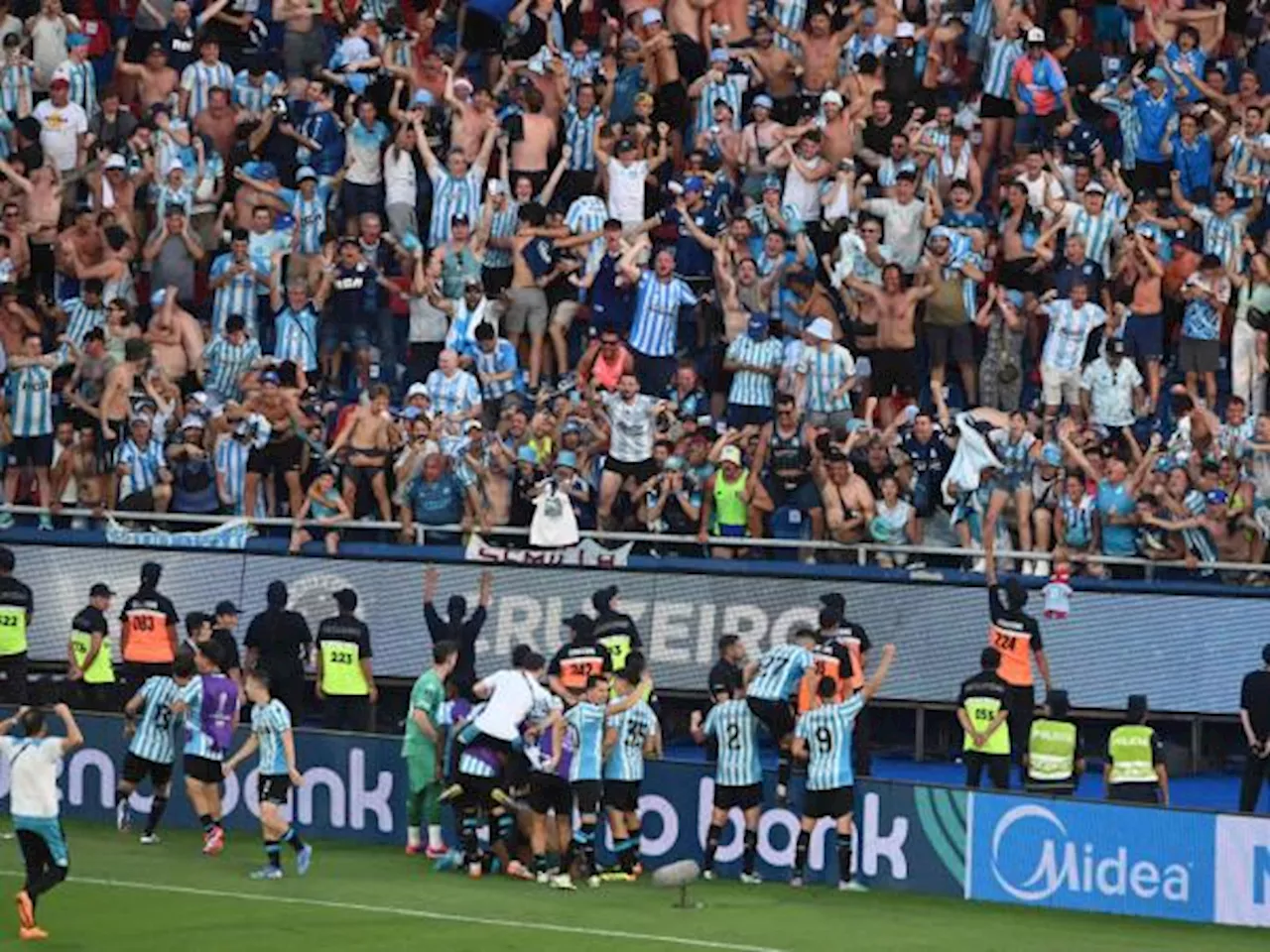 Tres colombianos, campeones con Racing de la Copa Suramericana 2024: vea los goles