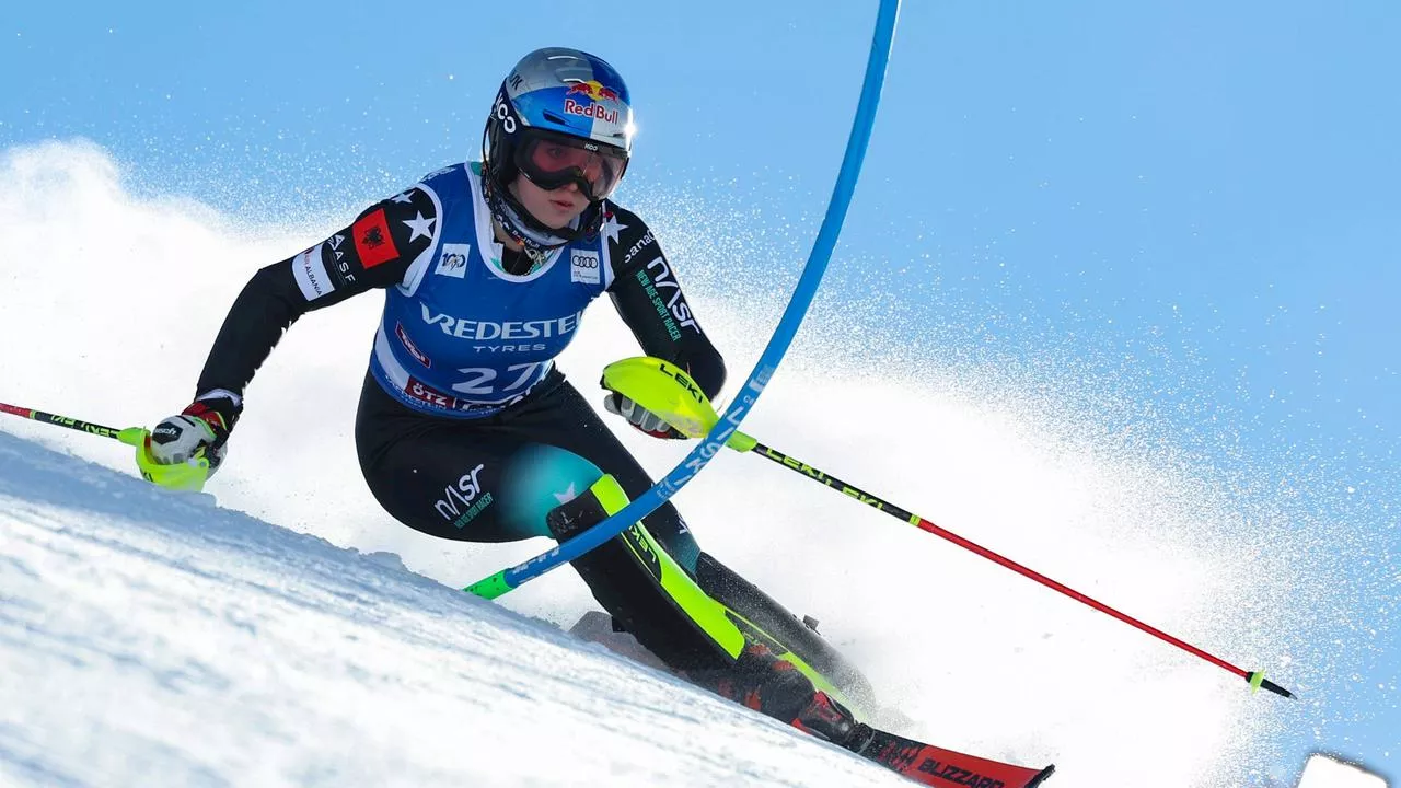 Albanien hat einen Skistar - Lara Colturi