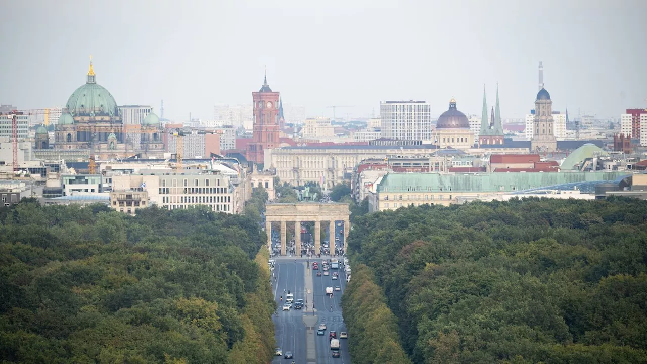 Verkehr: Behinderungen wegen Demonstration vor Brandenburger Tor