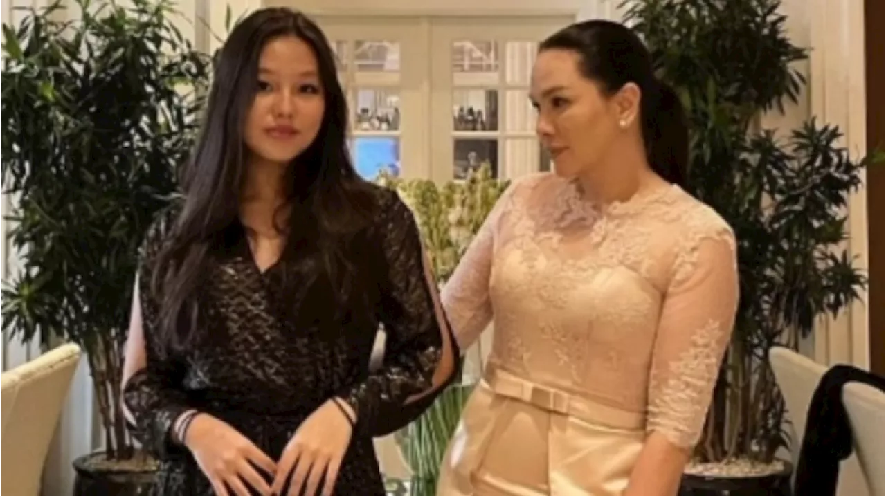 Fitri Salhuteru Unggah Foto Bareng Anak yang Dihujat Gegara Konflik dengan Nikita Mirzani