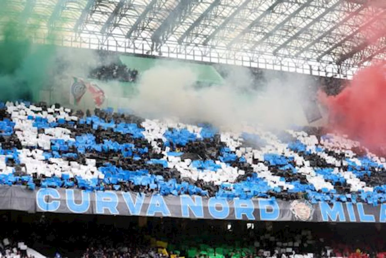 Trovato arsenale della Curva Nord dell'Inter in un garage a Cambiago