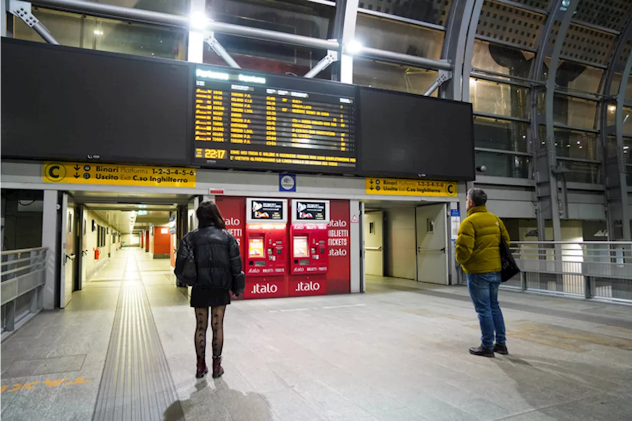 Sciopero dei treni fino alle 21, disagi per i passeggeri