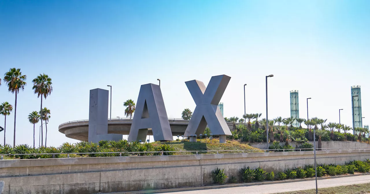 LAX braces for record crowds as Thanksgiving travel surge starts