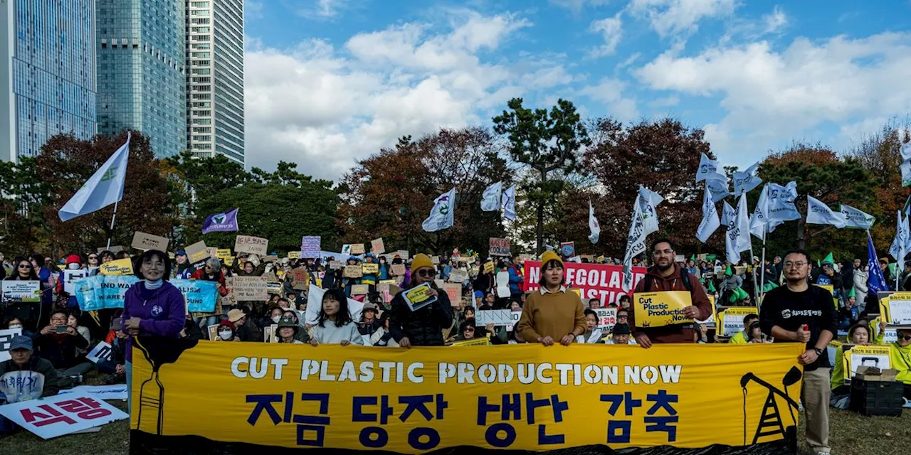 Ahead of Plastics Treaty Talks, Millions Demand Production Cuts