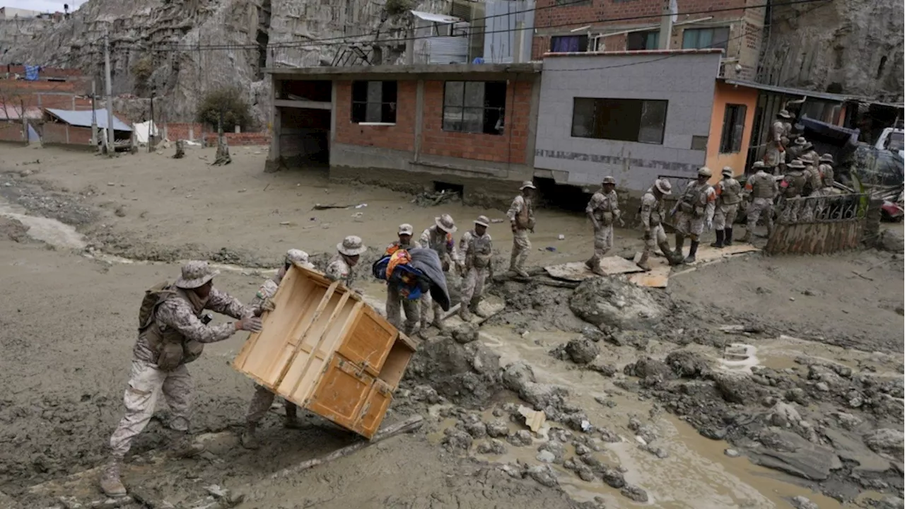 Deadly Landslide in La Paz Floods Homes, Leaves Girl Missing