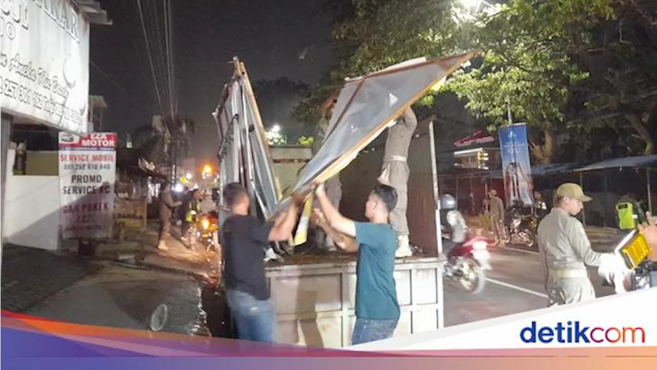 Bawaslu Sidoarjo Sisir APK di Masa Tenang, Sayangkan Tim Paslon Tak Hadir