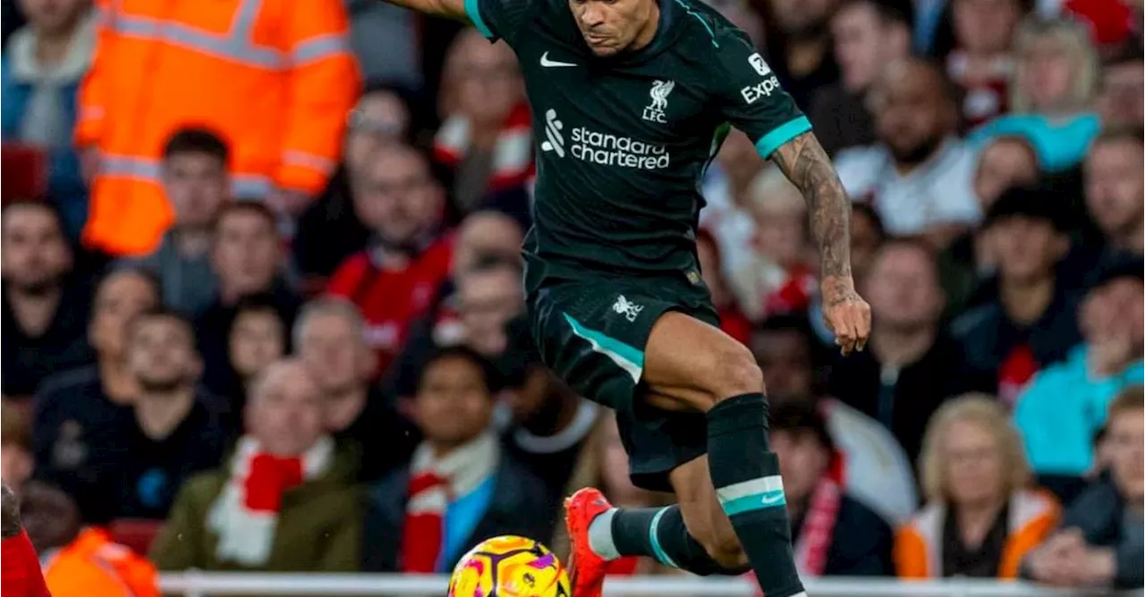 Luis Díaz con gol de penalti ayuda al Liverpool a vencer al Southampton