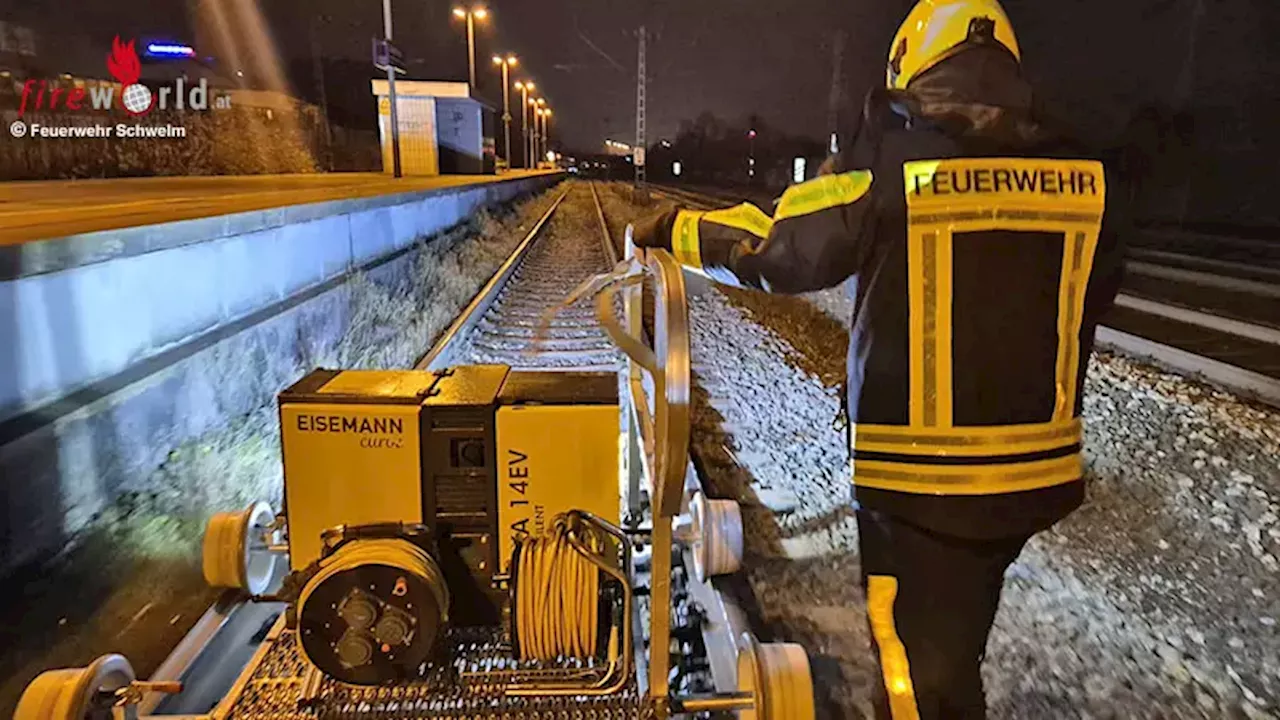 D: Baum auf Oberleitung gestürzt → Zugevakuierung in Schwelm