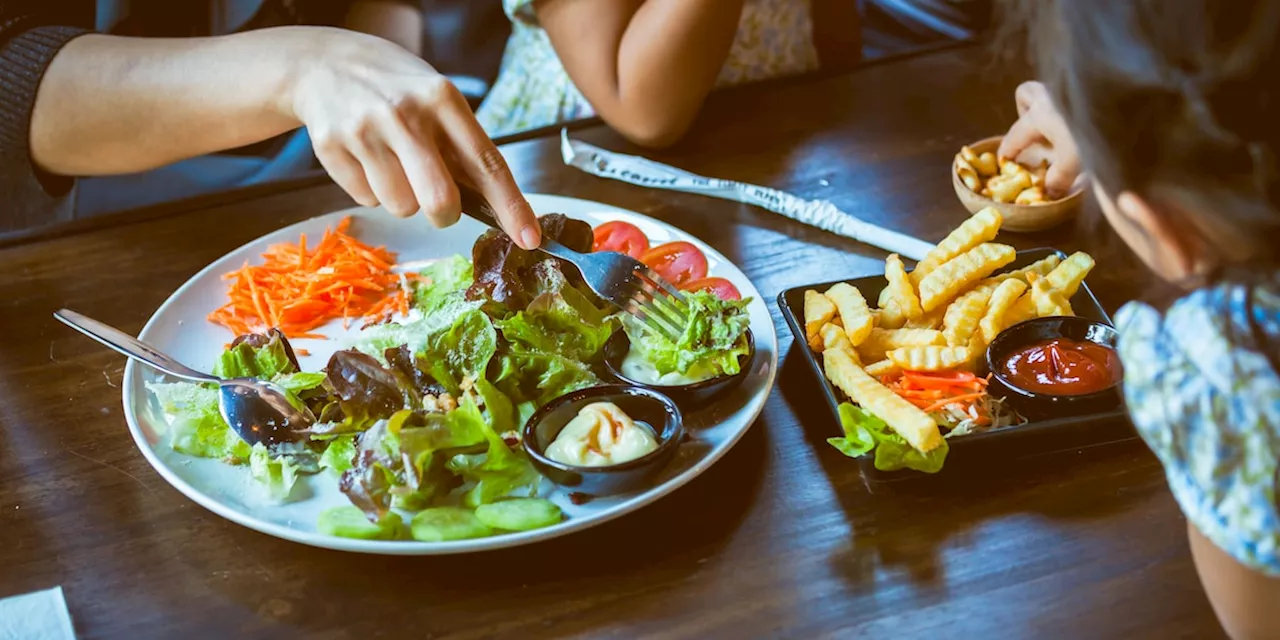 Gut für Figur und Darm: Warum du diese 3 Lebensmittel besser kalt als warm essen solltest