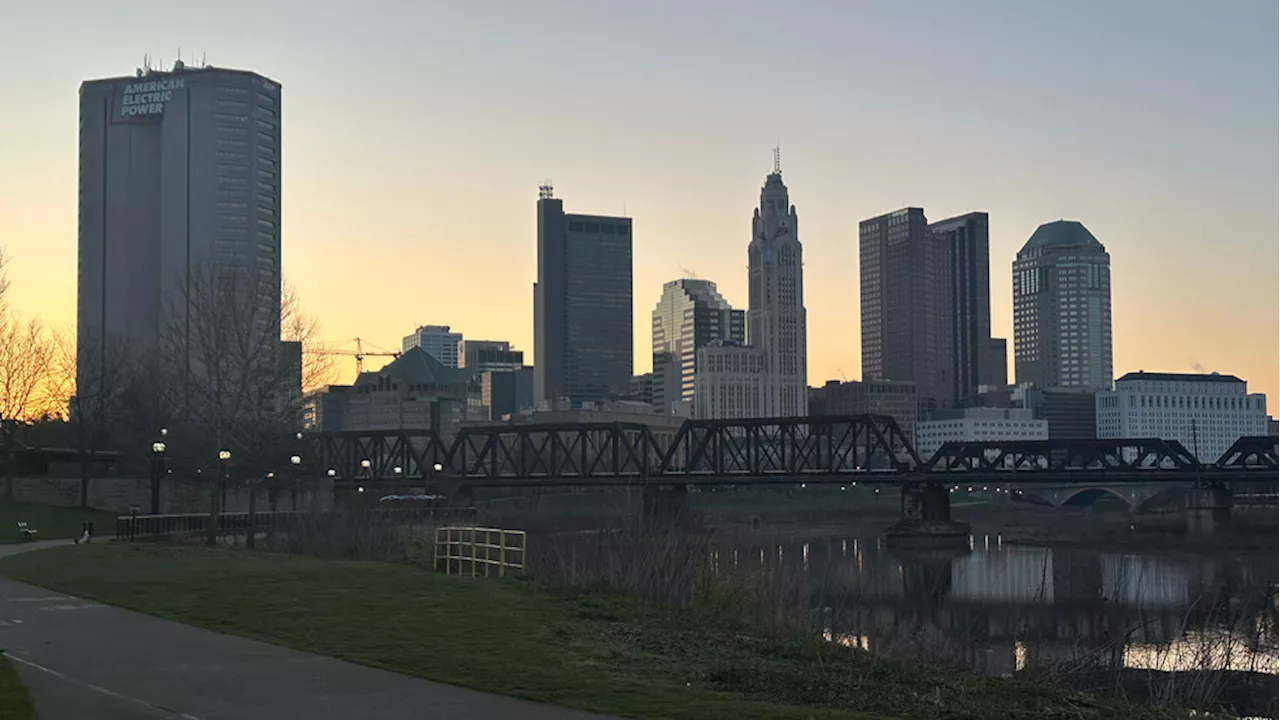 Columbus Weather: Dry end to the weekend with rain showers possible Monday