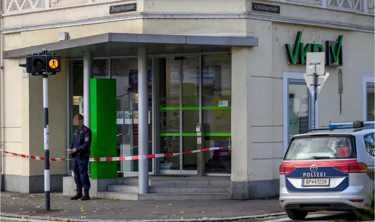 Mit Messer und FFP2-Maske - Bank in Linz überfallen – nun klickten die Handschellen