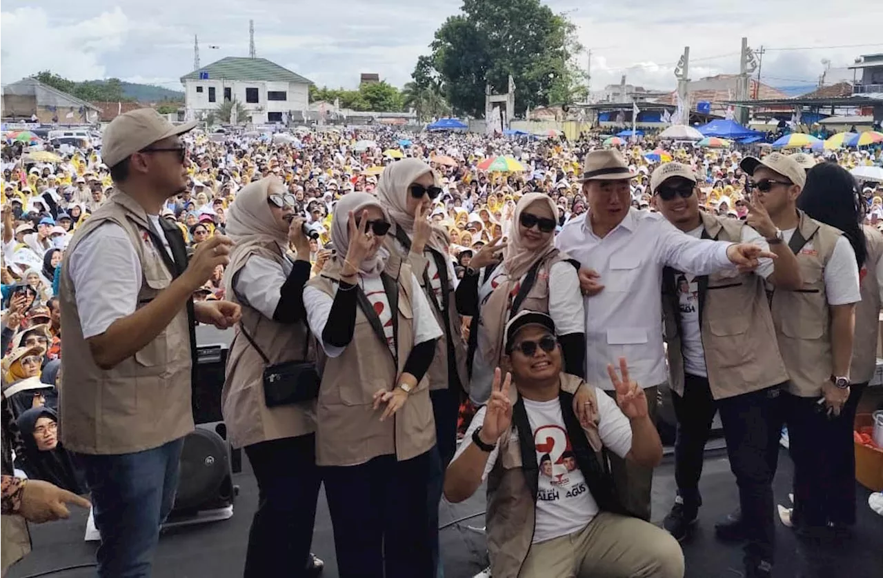 Teriakan 'Ganti Bupati' Menggema di Kampanye Akbar Paslon 02