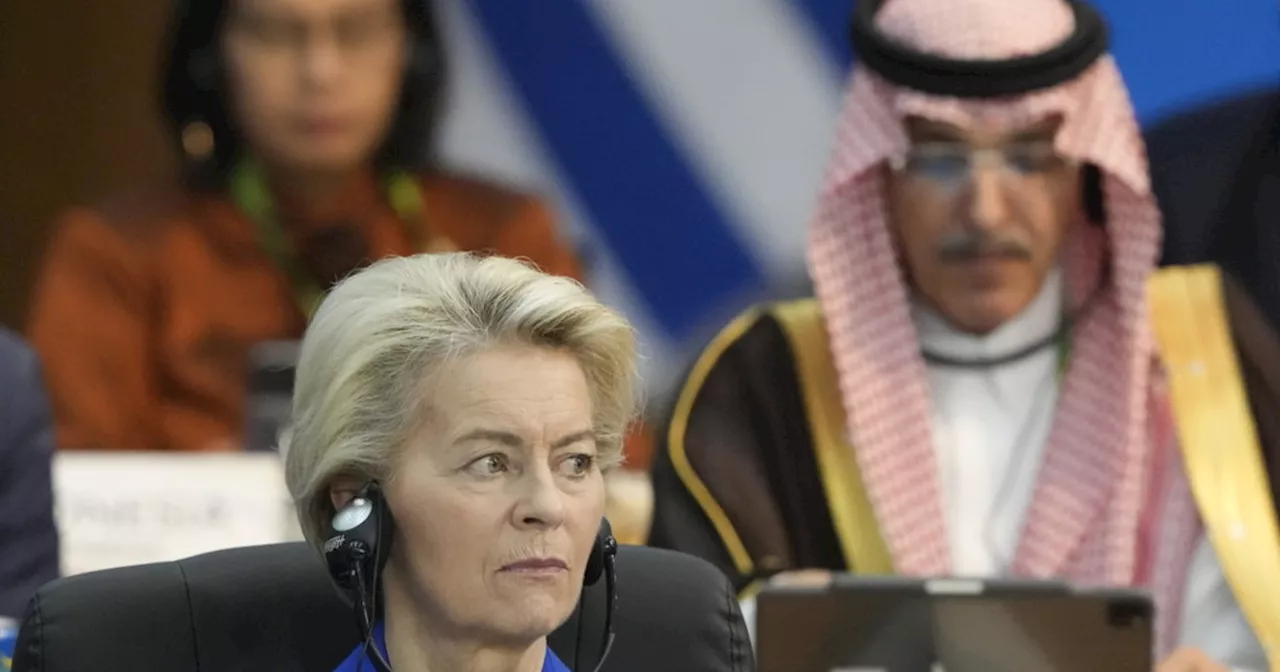 Ursula Von der Leyen, la conta dei parlamentari per il bis