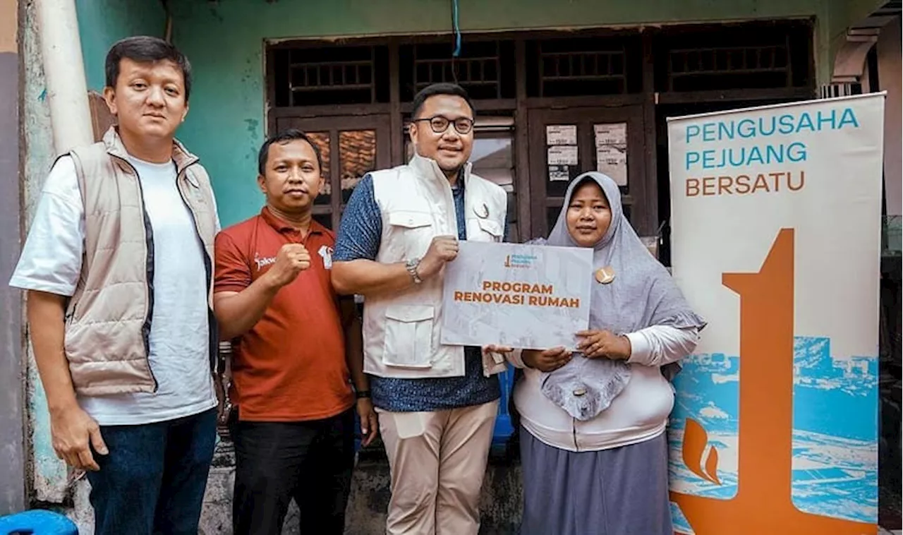 JakWay Bersama Pengusaha Pejuang Bersatu Salurkan Bantuan Renovasi Rumah