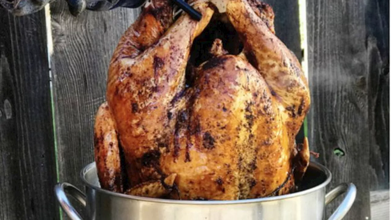 Tips for a safe Thanksgiving: how to prevent kitchen fires and accidents this holiday