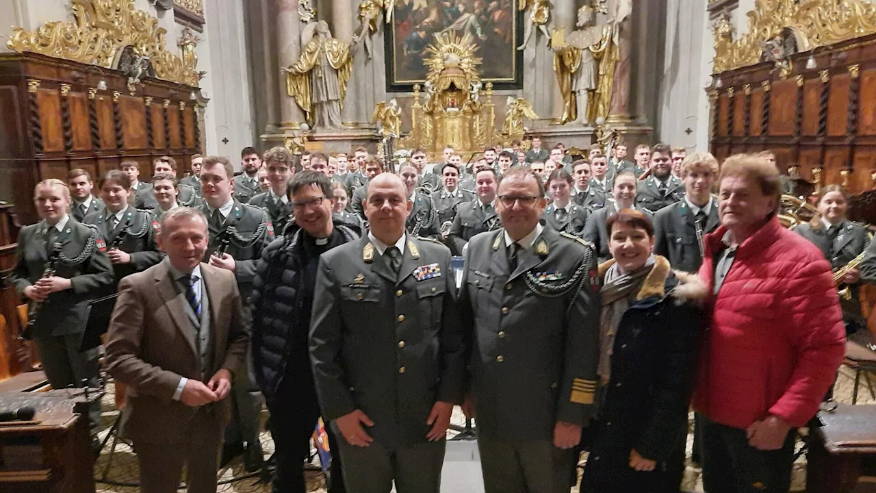 NÖ Militärmusik beeindruckte in der Waidhofner Stadtpfarrkirche